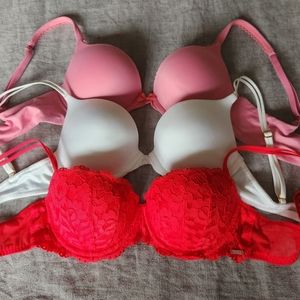 Victoria's Secret bras - qty 3
